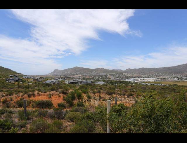 8,000M² SMALLHOLDING FOR SALE IN CROFTERS VALLEY